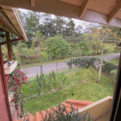 Casa em Condomínio com 200m², 3 quartos, 1 suíte, 2 garagens, no bairro cacupé em Florianópolis