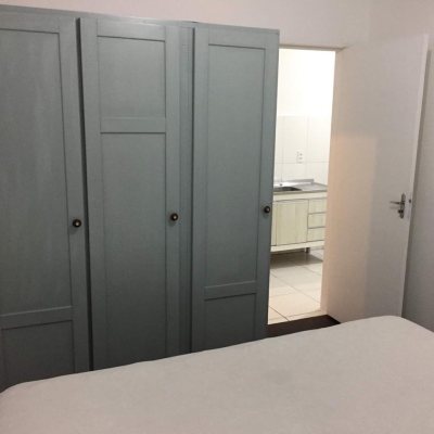 Casa Residencial com 153m², 5 quartos, 2 suítes, 4 garagens, no bairro Trindade em Florianópolis