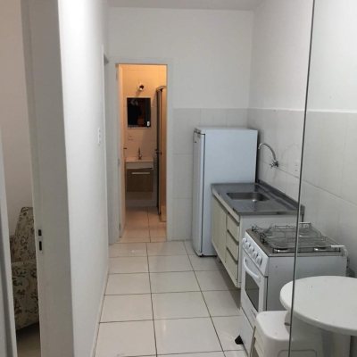 Casa Residencial com 153m², 5 quartos, 2 suítes, 4 garagens, no bairro Trindade em Florianópolis