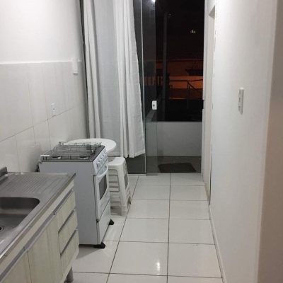 Casa Residencial com 153m², 5 quartos, 2 suítes, 4 garagens, no bairro Trindade em Florianópolis