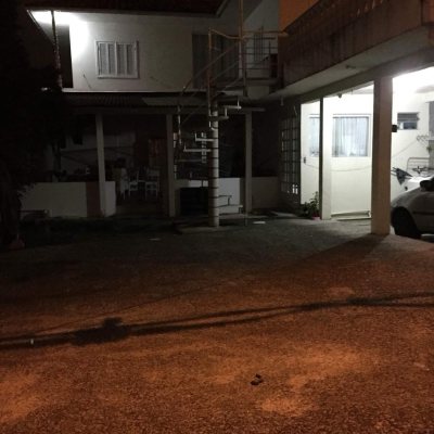 Casa Residencial com 153m², 5 quartos, 2 suítes, 4 garagens, no bairro Trindade em Florianópolis