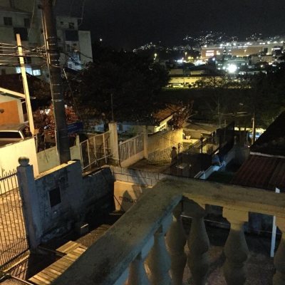 Casa Residencial com 153m², 5 quartos, 2 suítes, 4 garagens, no bairro Trindade em Florianópolis