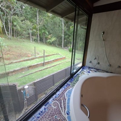 Casa em Condomínio com 1772m², 11 quartos, 3 suítes, 10 garagens, no bairro Vargem Grande em Florianópolis