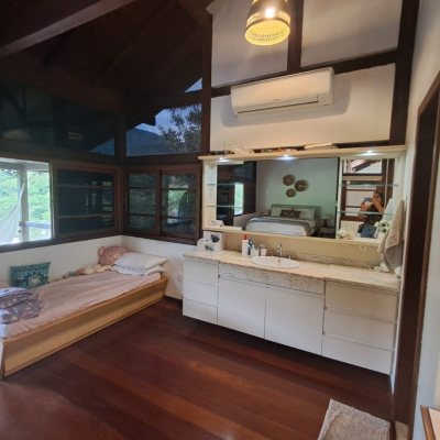 Casa em Condomínio com 1772m², 11 quartos, 3 suítes, 10 garagens, no bairro Vargem Grande em Florianópolis