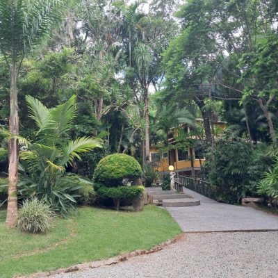 Casa em Condomínio com 1772m², 11 quartos, 3 suítes, 10 garagens, no bairro Vargem Grande em Florianópolis