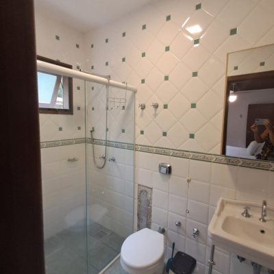 Casa em Condomínio com 1772m², 11 quartos, 3 suítes, 10 garagens, no bairro Vargem Grande em Florianópolis