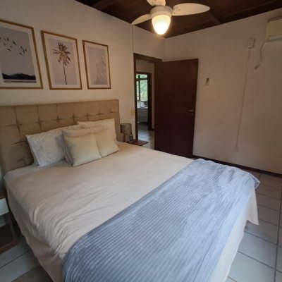 Casa em Condomínio com 1772m², 11 quartos, 3 suítes, 10 garagens, no bairro Vargem Grande em Florianópolis