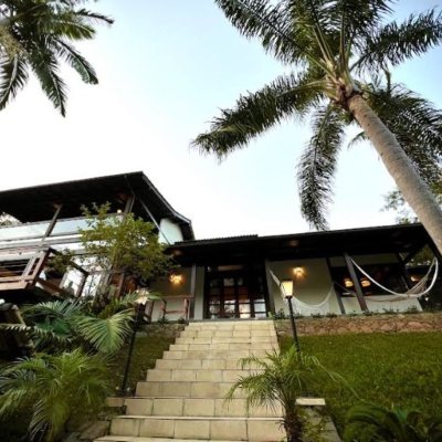 Casa em Condomínio com 1772m², 11 quartos, 3 suítes, 10 garagens, no bairro Vargem Grande em Florianópolis