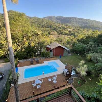 Casa em Condomínio com 1772m², 11 quartos, 3 suítes, 10 garagens, no bairro Vargem Grande em Florianópolis