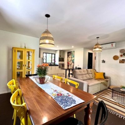 Casa em Condomínio com 1772m², 11 quartos, 3 suítes, 10 garagens, no bairro Vargem Grande em Florianópolis