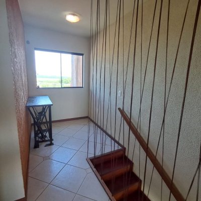 Casa Residencial com 260m², 5 quartos, 4 suítes, 6 garagens, no bairro Vargem Do Bom Jesus em Florianópolis