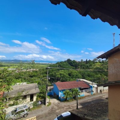Casa Residencial com 260m², 5 quartos, 4 suítes, 6 garagens, no bairro Vargem Do Bom Jesus em Florianópolis