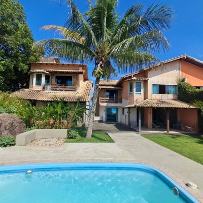 Casa Residencial com 260m², 5 quartos, 4 suítes, 6 garagens, no bairro Vargem Do Bom Jesus em Florianópolis