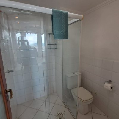 Casa Residencial com 260m², 5 quartos, 4 suítes, 6 garagens, no bairro Vargem Do Bom Jesus em Florianópolis