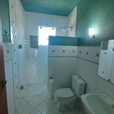 Casa Residencial com 260m², 5 quartos, 4 suítes, 6 garagens, no bairro Vargem Do Bom Jesus em Florianópolis