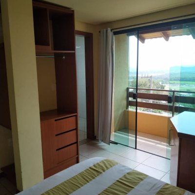 Casa Residencial com 260m², 5 quartos, 4 suítes, 6 garagens, no bairro Vargem Do Bom Jesus em Florianópolis