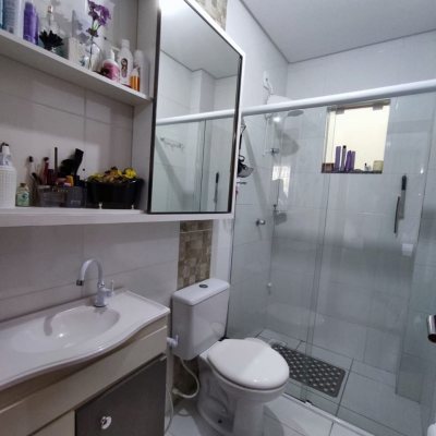 Apartamentos com 74m², 2 quartos, 1 suíte, 1 garagem, no bairro Ingleses em Florianópolis