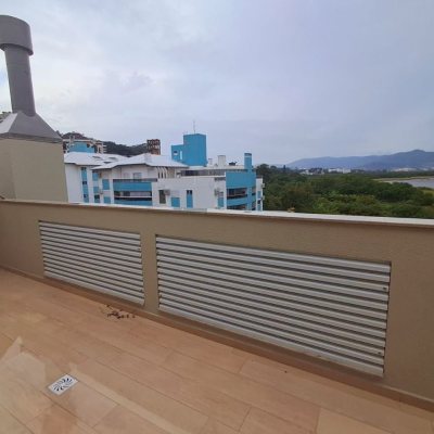 Apartamentos com 100m², 2 quartos, 2 garagens, no bairro João Paulo em Florianópolis