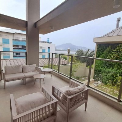 Apartamentos com 100m², 2 quartos, 2 garagens, no bairro João Paulo em Florianópolis