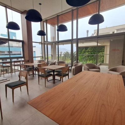 Apartamentos com 100m², 2 quartos, 2 garagens, no bairro João Paulo em Florianópolis