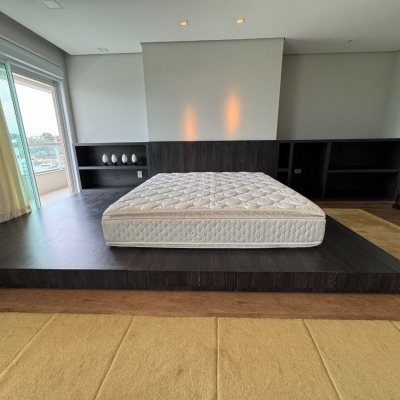 Apartamentos com 162m², 2 quartos, 2 suítes, 2 garagens, no bairro Agronômica em Florianópolis