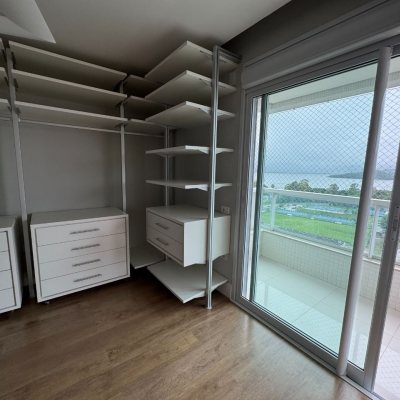 Apartamentos com 162m², 2 quartos, 2 suítes, 2 garagens, no bairro Agronômica em Florianópolis