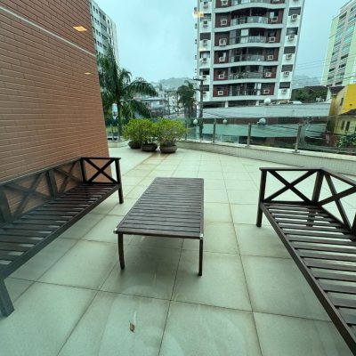 Apartamentos com 162m², 2 quartos, 2 suítes, 2 garagens, no bairro Agronômica em Florianópolis
