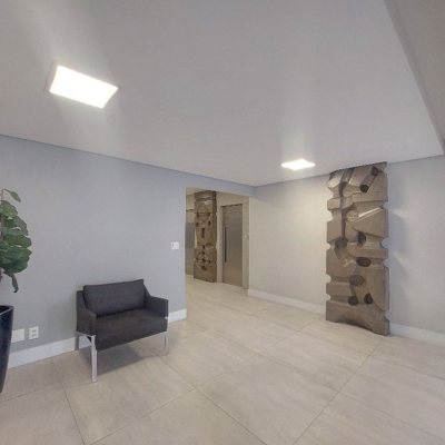 Apartamentos com 121m², 3 quartos, 1 suíte, 1 garagem, no bairro Centro em Florianópolis