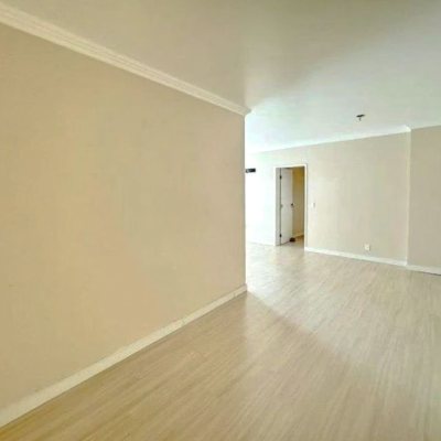 Apartamentos com 121m², 3 quartos, 1 suíte, 1 garagem, no bairro Centro em Florianópolis