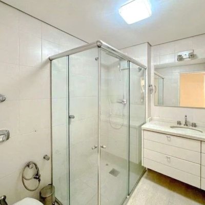 Apartamentos com 121m², 3 quartos, 1 suíte, 1 garagem, no bairro Centro em Florianópolis