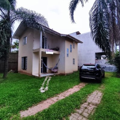 Casa Residencial com 93m², 3 quartos, 1 suíte, 4 garagens, no bairro Ingleses em Florianópolis
