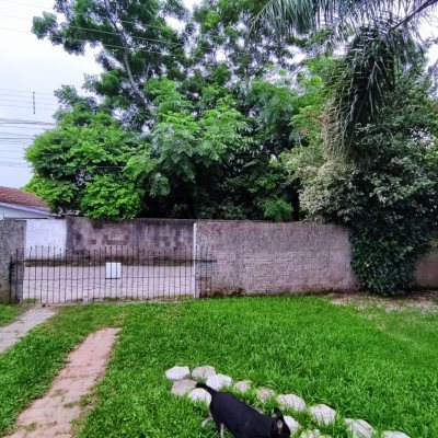 Casa Residencial com 93m², 3 quartos, 1 suíte, 4 garagens, no bairro Ingleses em Florianópolis