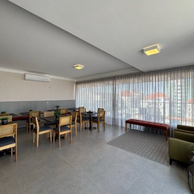 Apartamentos com 69m², 2 quartos, 1 suíte, 1 garagem, no bairro Coqueiros em Florianópolis