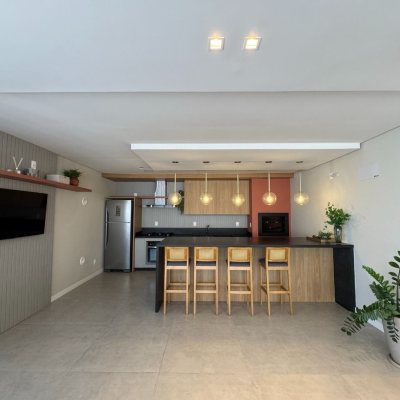 Apartamentos com 69m², 2 quartos, 1 suíte, 1 garagem, no bairro Coqueiros em Florianópolis