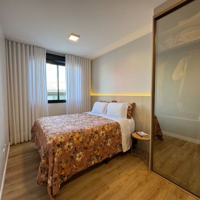 Apartamentos com 69m², 2 quartos, 1 suíte, 1 garagem, no bairro Coqueiros em Florianópolis