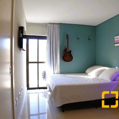 Apartamentos com 118m², 3 quartos, 3 suítes, 2 garagens, no bairro Kobrasol em São José