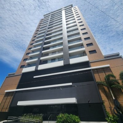 Apartamentos com 77m², 2 quartos, 1 suíte, 2 garagens, no bairro Kobrasol em São José