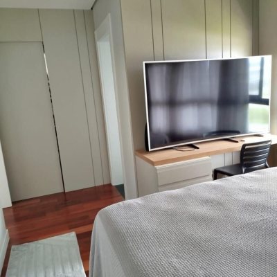 Casa Residencial com 180m², 3 quartos, 1 suíte, 2 garagens, no bairro Rio Tavares em Florianópolis
