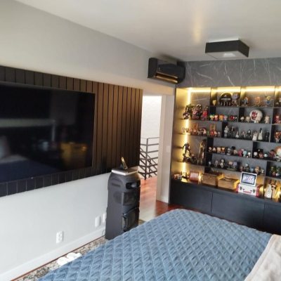 Casa Residencial com 180m², 3 quartos, 1 suíte, 2 garagens, no bairro Rio Tavares em Florianópolis