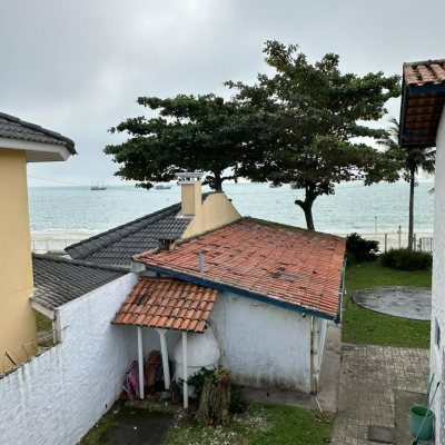 Casa Residencial com 560m², 5 quartos, 5 suítes, 8 garagens, no bairro Cachoeira Do Bom Jesus em Florianópolis