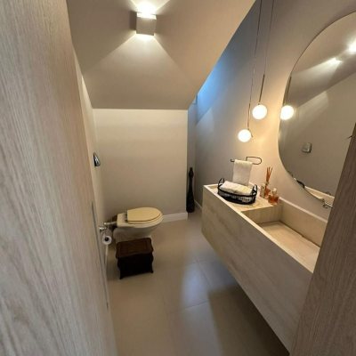 Casa Residencial com 560m², 5 quartos, 5 suítes, 8 garagens, no bairro Cachoeira Do Bom Jesus em Florianópolis