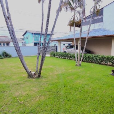 Casa Residencial com 165m², 3 quartos, 2 garagens, no bairro Jardim Eldorado em Palhoça