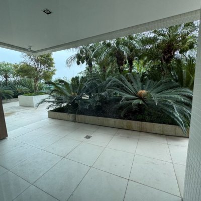 Apartamentos com 165m², 2 quartos, 2 suítes, 2 garagens, no bairro Agronômica em Florianópolis