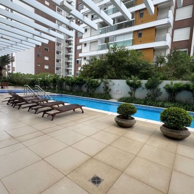 Apartamentos com 165m², 2 quartos, 2 suítes, 2 garagens, no bairro Agronômica em Florianópolis