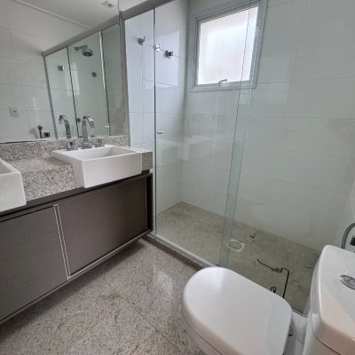 Apartamentos com 165m², 2 quartos, 2 suítes, 2 garagens, no bairro Agronômica em Florianópolis