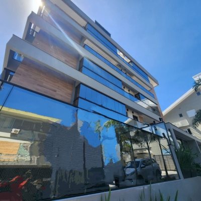 Apartamentos com 100m², 2 quartos, 2 suítes, 1 garagem, no bairro Coqueiros em Florianópolis