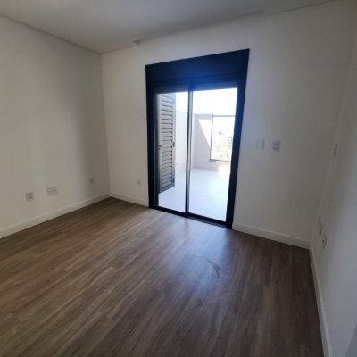 Apartamentos com 100m², 2 quartos, 2 suítes, 1 garagem, no bairro Coqueiros em Florianópolis