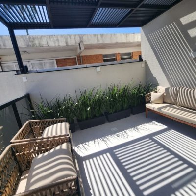 Apartamentos com 100m², 2 quartos, 2 suítes, 1 garagem, no bairro Coqueiros em Florianópolis