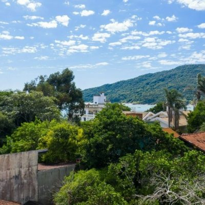 Terrenos Residenciais com 434m², no bairro Ingleses do Rio Vermelho em Florianópolis