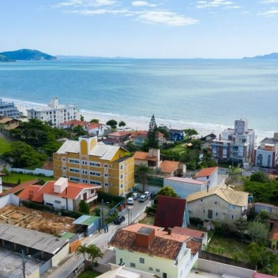 Terrenos Residenciais com 434m², no bairro Ingleses do Rio Vermelho em Florianópolis